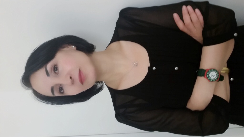 Azita Houshiar 