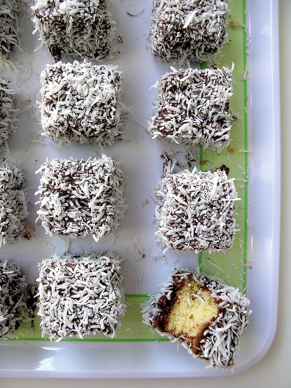 Lamington? Pavlova? Huh?