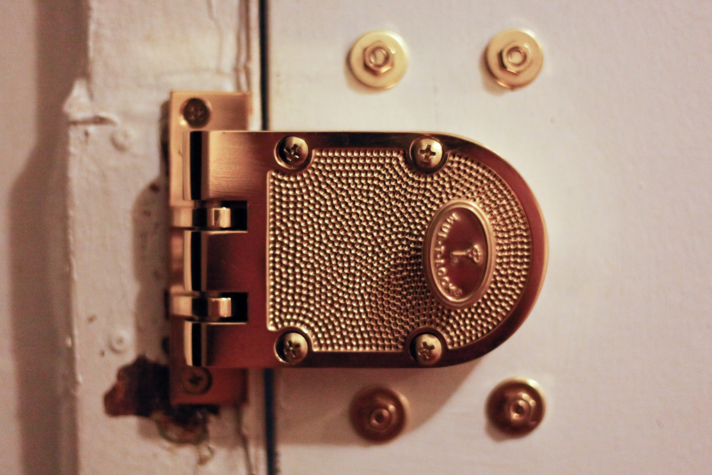 How Passwords Work, in 90 seconds